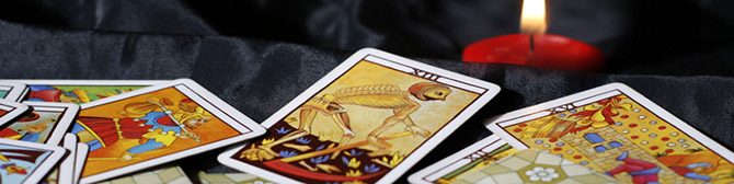 astroYogi: How to consult a Tarot Reader