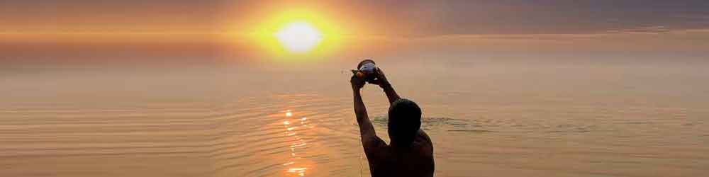 सूर्य अर्घ्य