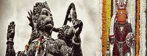 हाथ में तलवार और ढाल के साथ ‘जीत’ का आशीर्वाद देते हैं यहाँ हनुमान जी